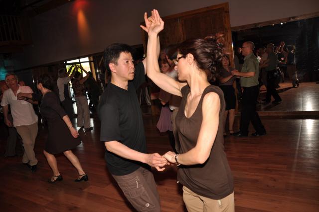min 2010 04 18 station danse 072